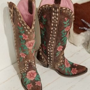 Junk Gypsy "Wild Stitch" 100% Leather Embroidered Metal Stud Boots  Size 9